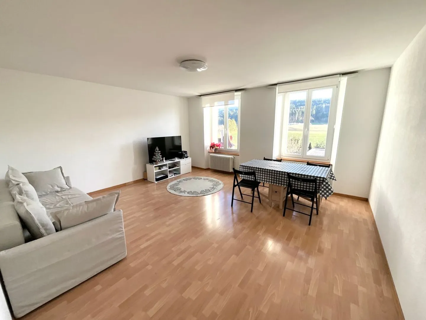 Bright 2-room apartment in the center of Tramelan - Photo 1 of 6