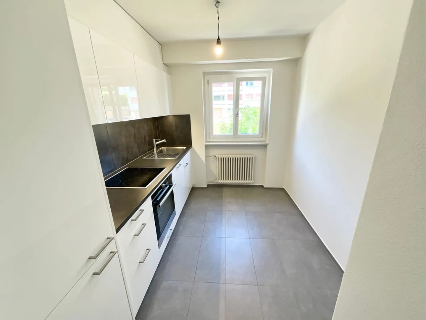 Charming 3.5-room apartment - Photo 2 of 8