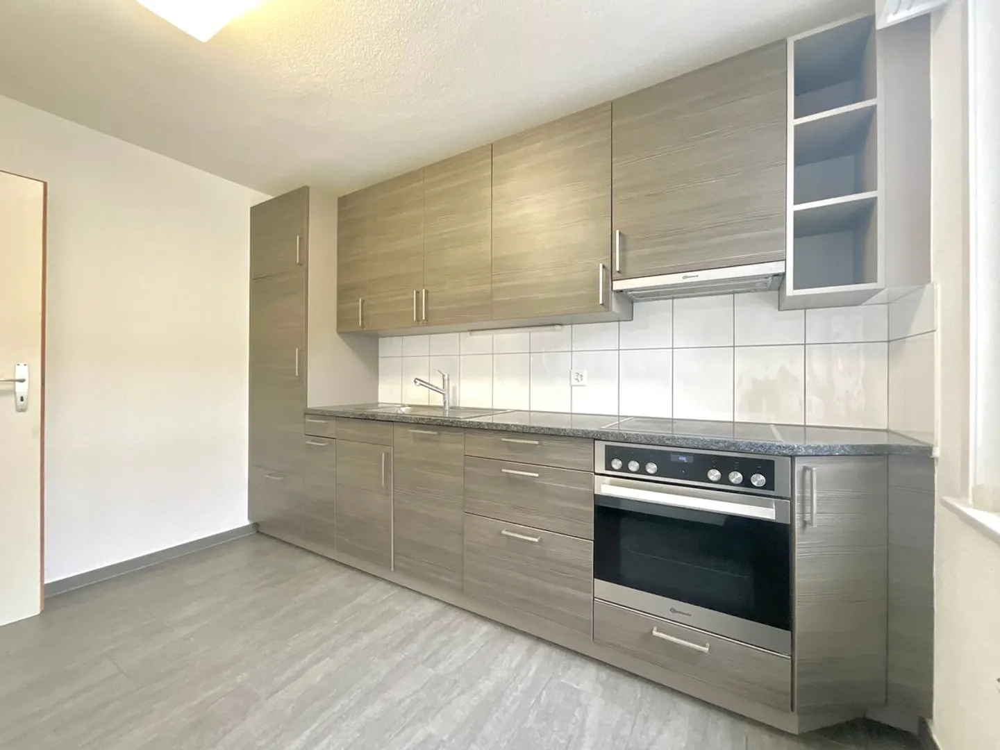Charming 3.5-room apartment with balcony - Photo 1 of 7