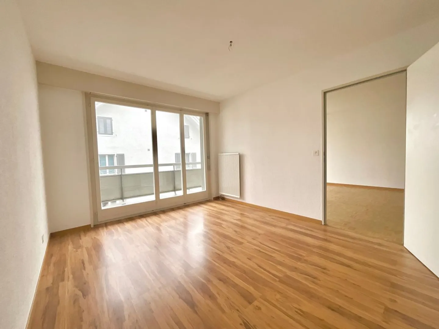 Charming 3.5-room apartment with balcony - Photo 5 of 7