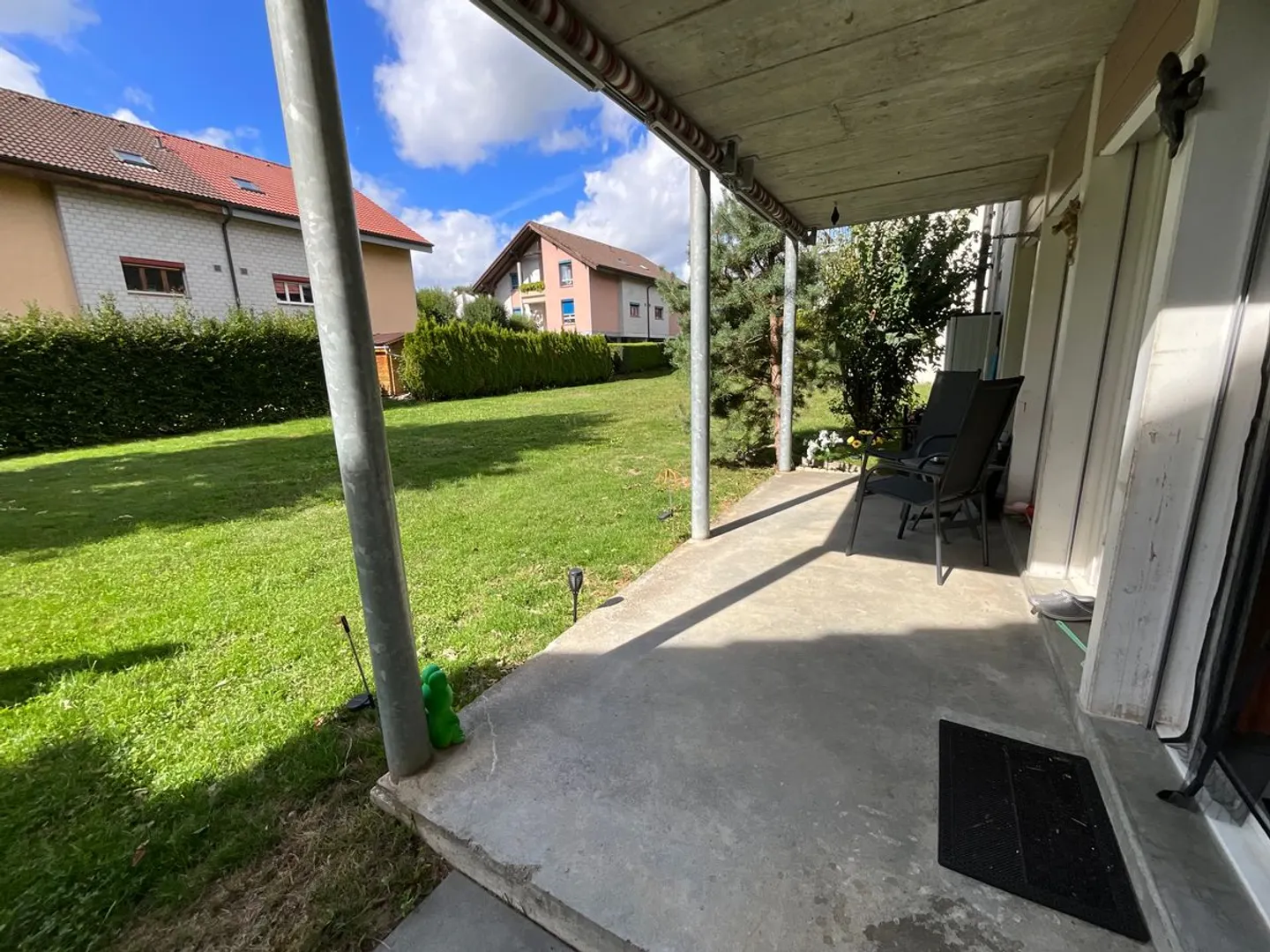 Spacieux appartement de 4,5 pièces avec terrasse et balcon - Photo 6 of 6