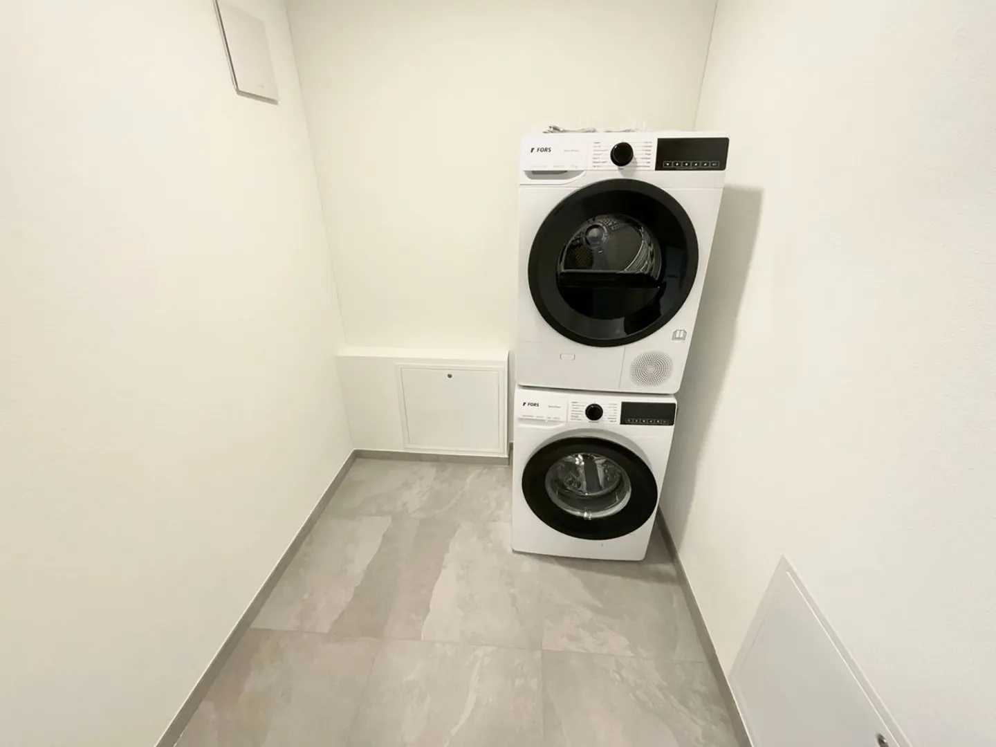 Nuovi appartamenti di 2,5 stanze con loggia - Comfort moderno, sostenibilità e qualità della vita nel cuore del villaggio - Foto 7 di 9