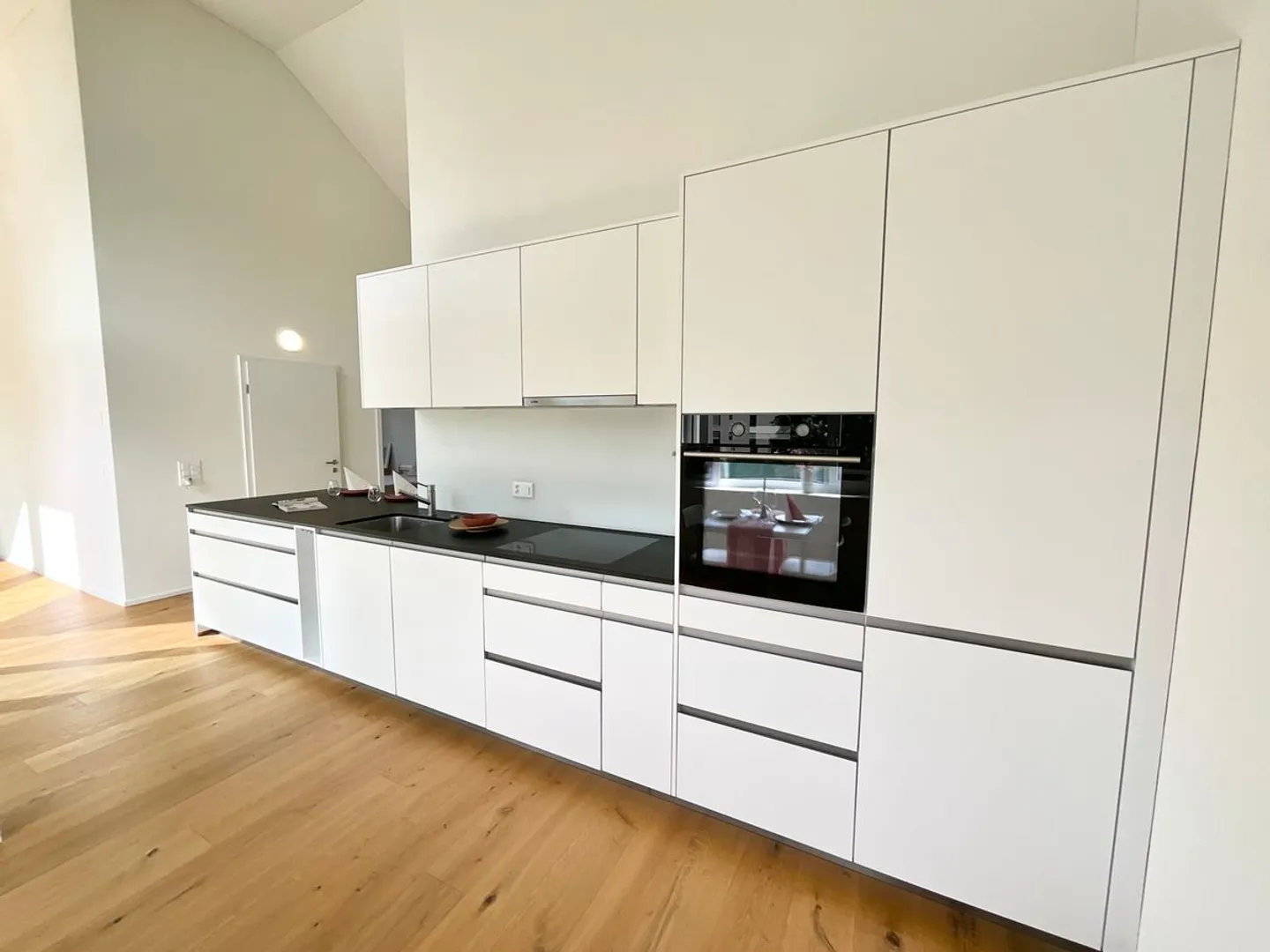 New 3.5-room apartments with loggia - Modern and ecological building in the heart of the village - Photo 4 of 13