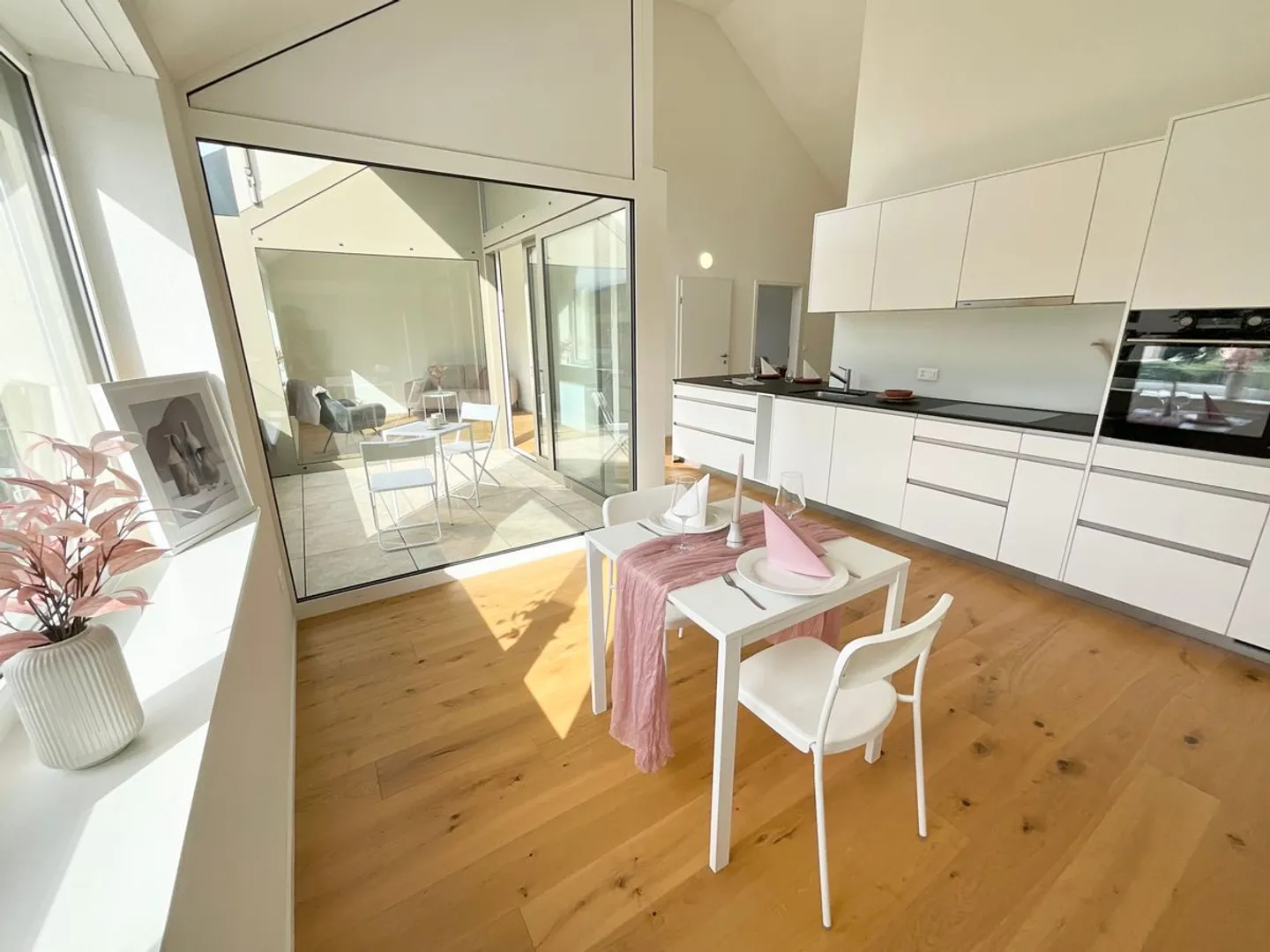 New 3.5-room apartments with loggia - Modern and ecological building in the heart of the village - Photo 1 of 13