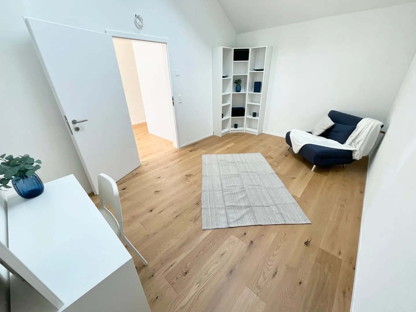 New 3.5-room apartments with loggia - Modern and ecological building in the heart of the village - Photo 8 of 13