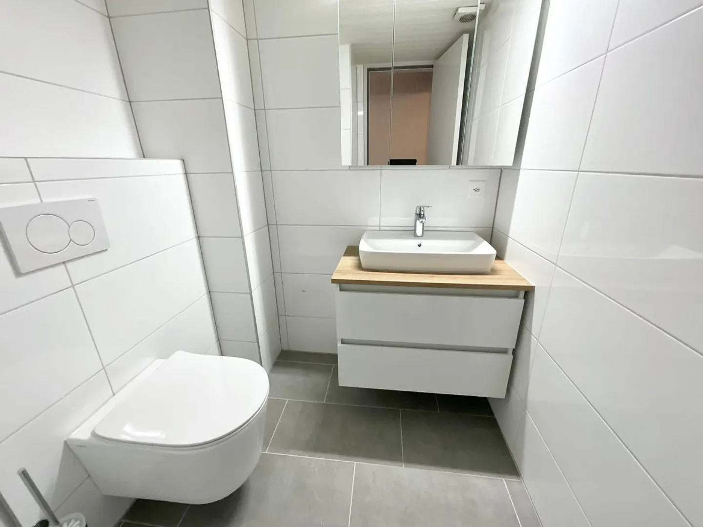 Geräumige renovierte 4,5-Zimmer-Wohnung - Foto 5 von 8