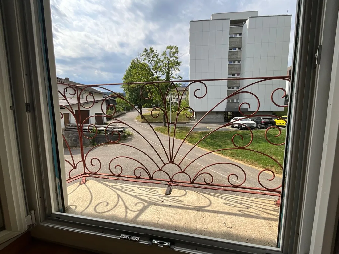 Charmant appartement de 3 pièces lumineux avec balcon - Foto 5 von 7