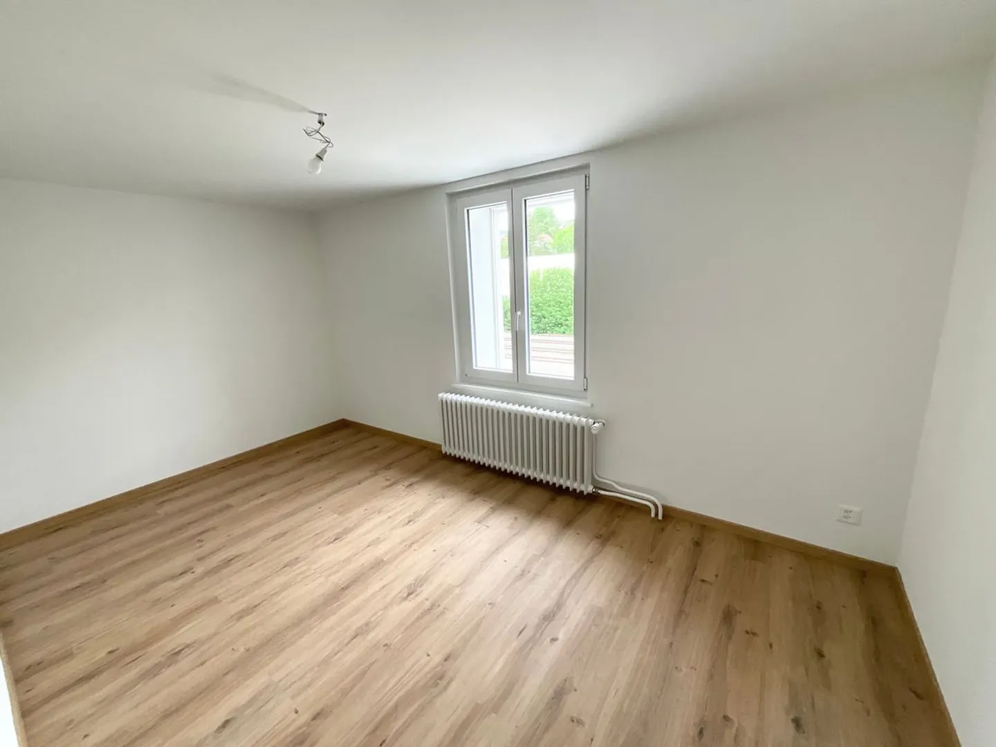 Appartement de 3 pièces neuf avec grande terrasse - Photo 5 sur 7