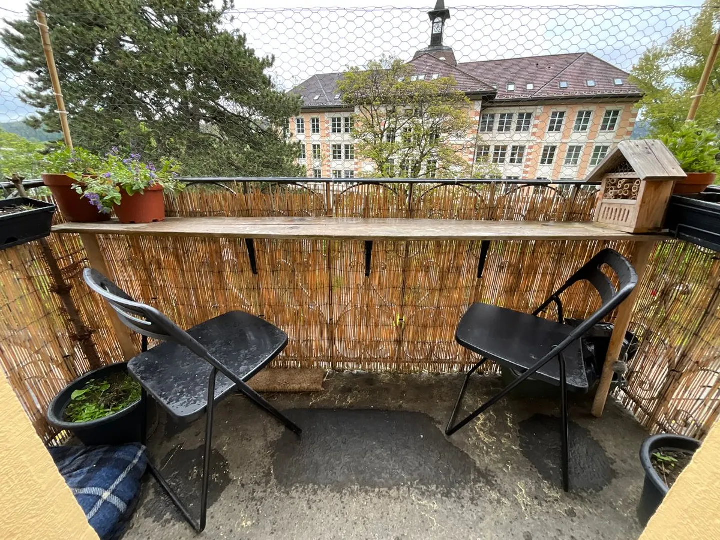 Super 4.5-room apartment with balcony - Photo 10 of 10