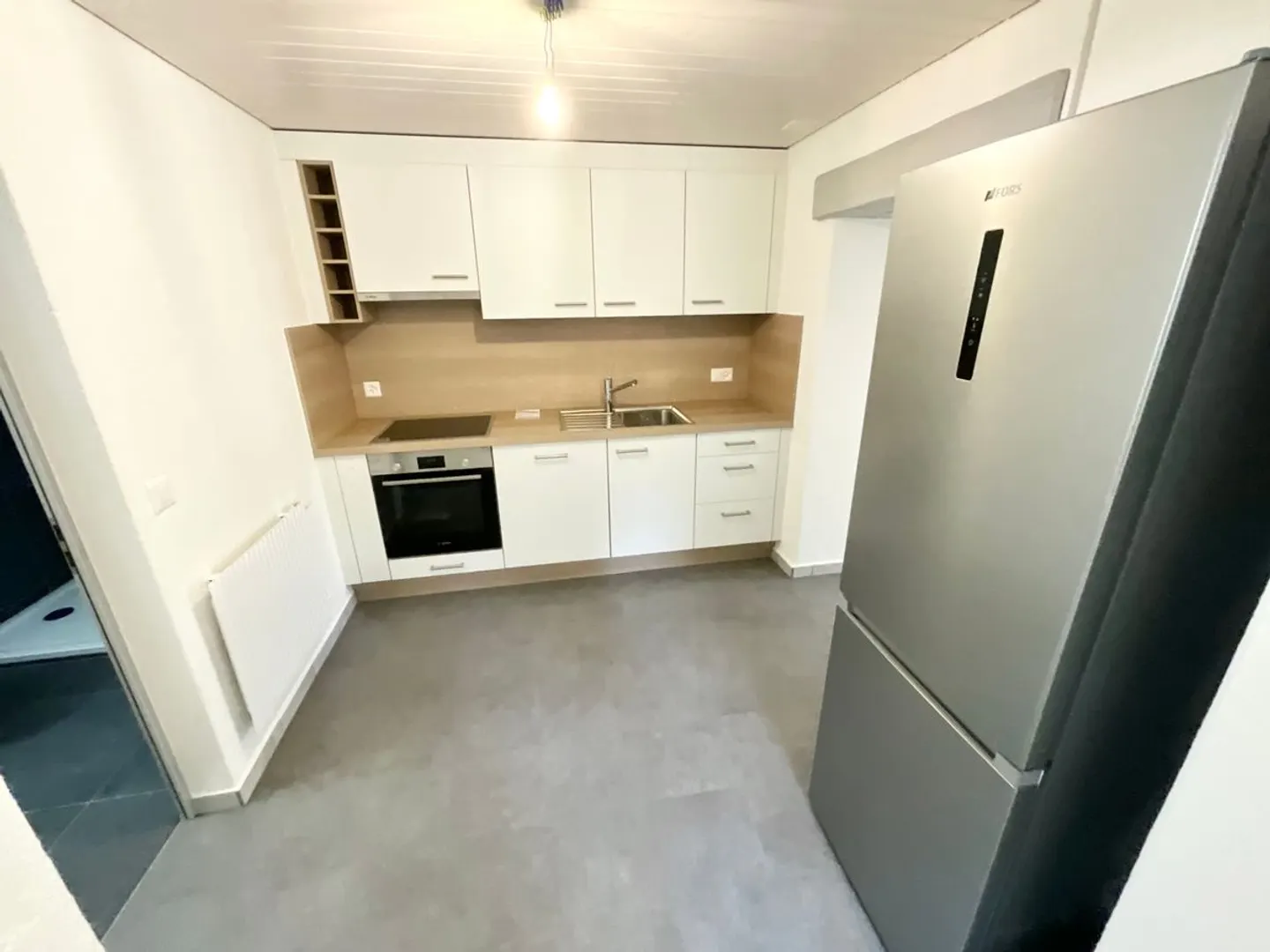 Appartamento di 2,5 locali completamente ristrutturato con ingresso indipendente e spazio esterno - Foto 1 di 8