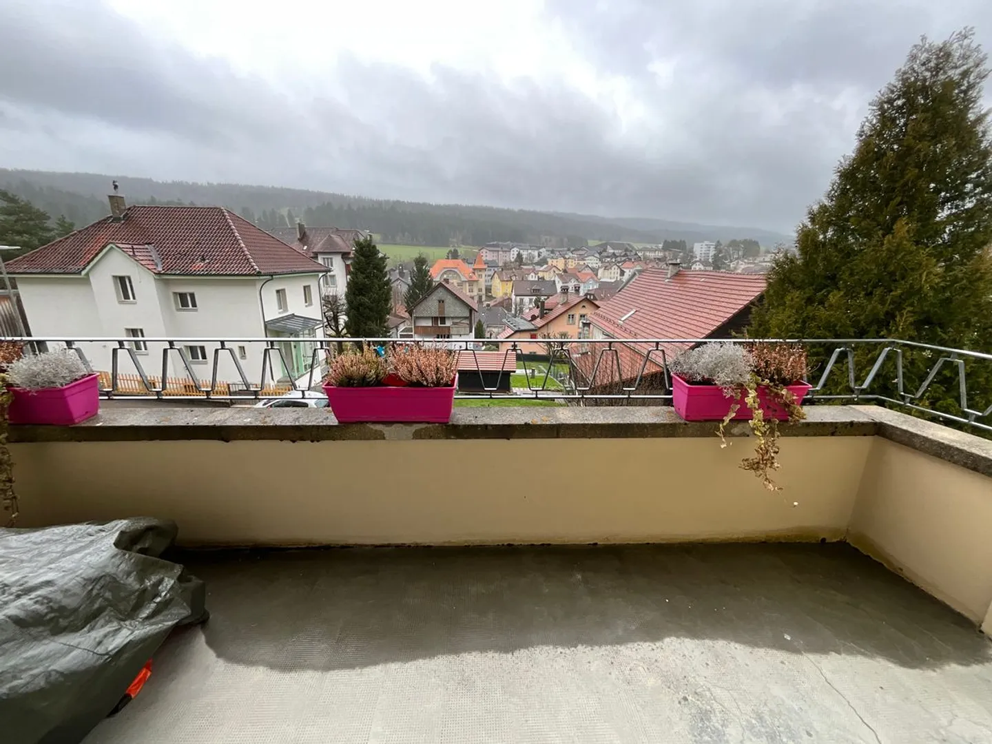 3.5-room apartment of 80 m² with balcony - Photo 9 of 9