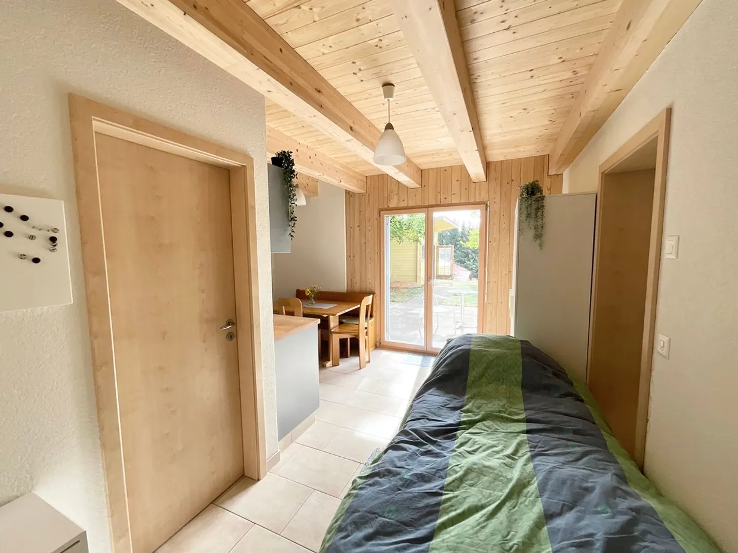Furnished studio with terrace and unobstructed view - Photo 3 of 7