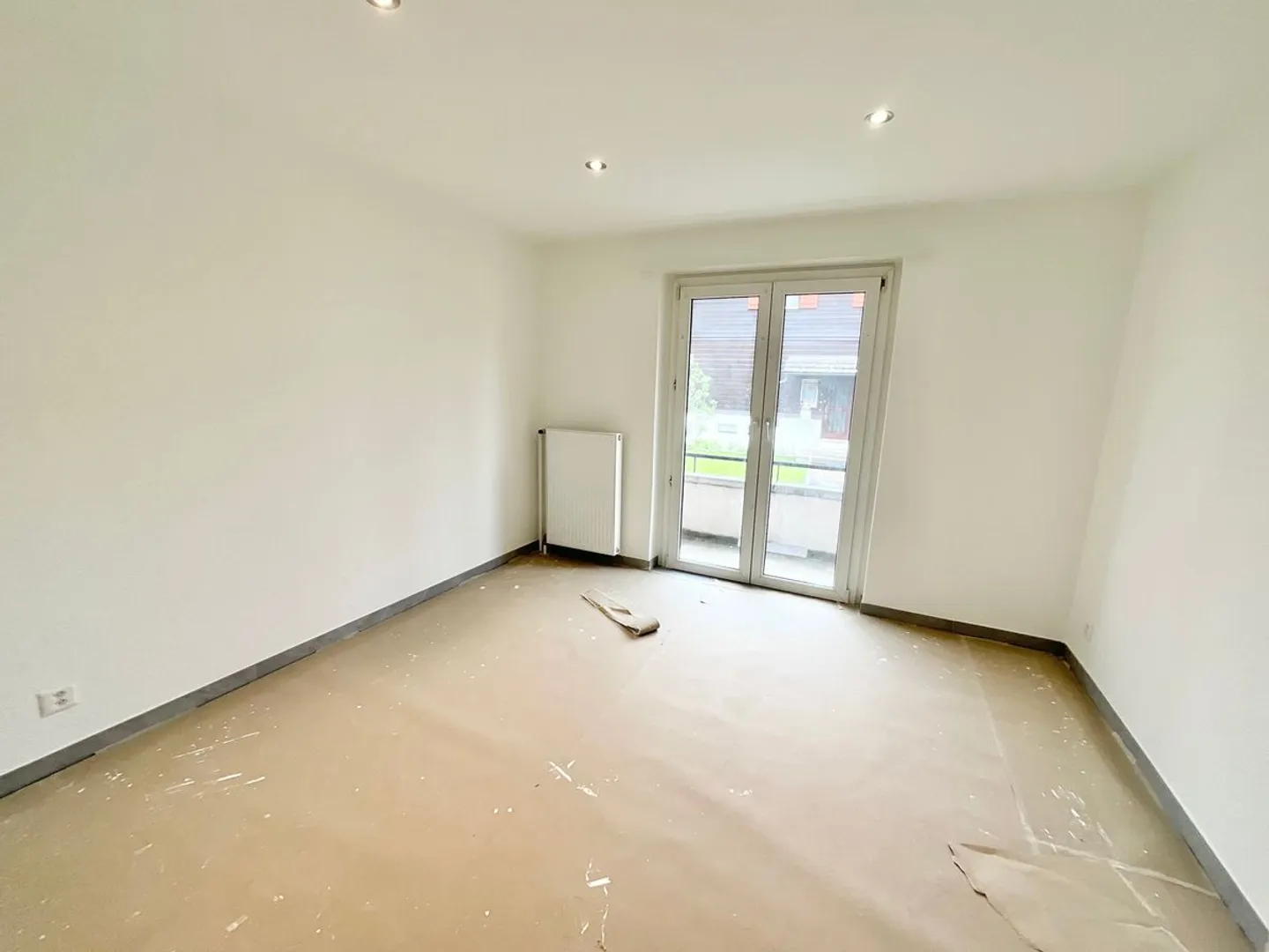 Casa indipendente con due appartamenti - Foto 8 di 13