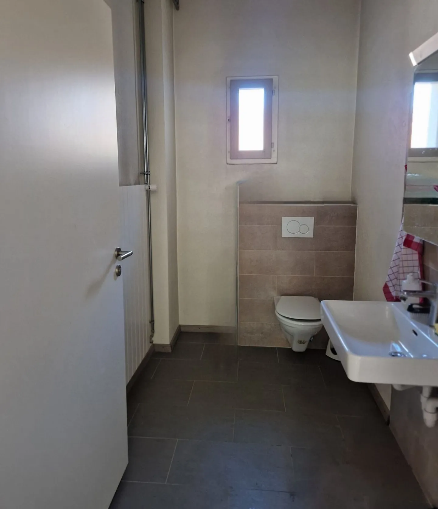 Spazio Commerciale con Visibilità - Foto 9 di 11