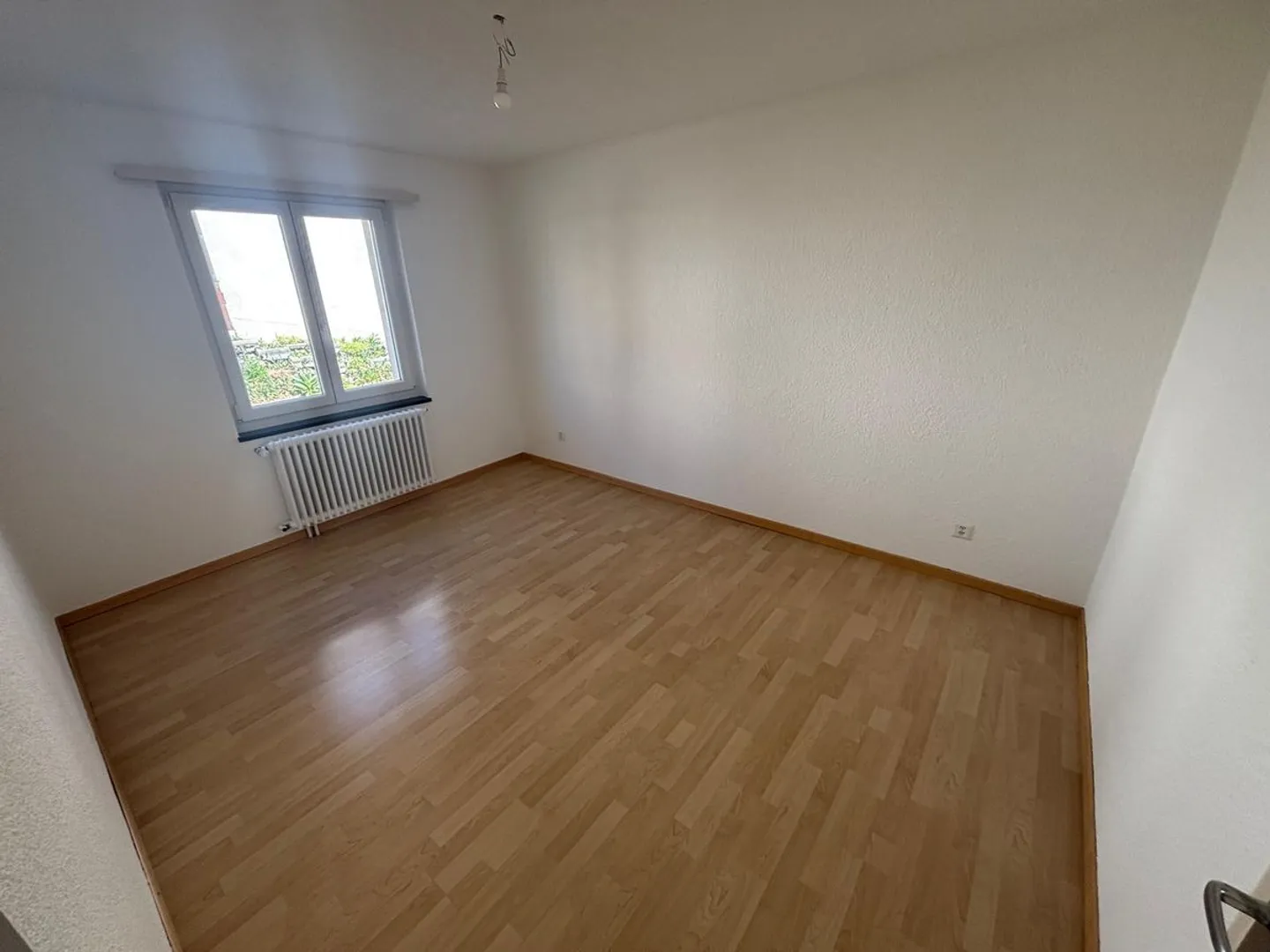 Vollständig renovierte 2½-Zimmer-Wohnung in Montfaucon - Foto 6 von 8