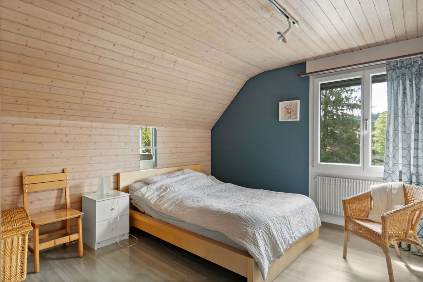 House with apartment and workshop/garage - Photo 10 of 13