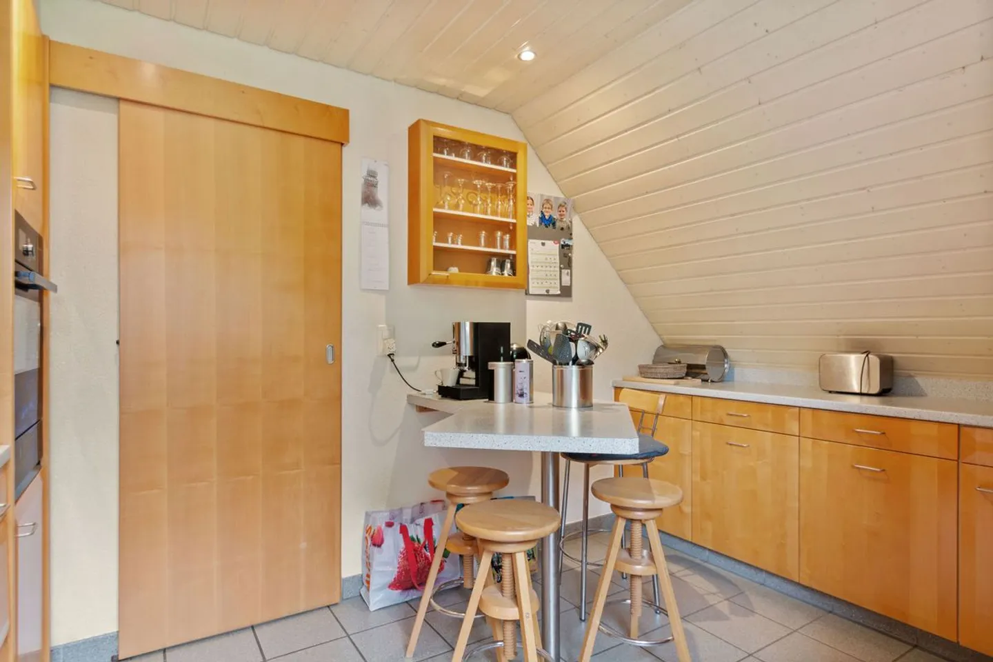 House with apartment and workshop/garage - Photo 5 of 13