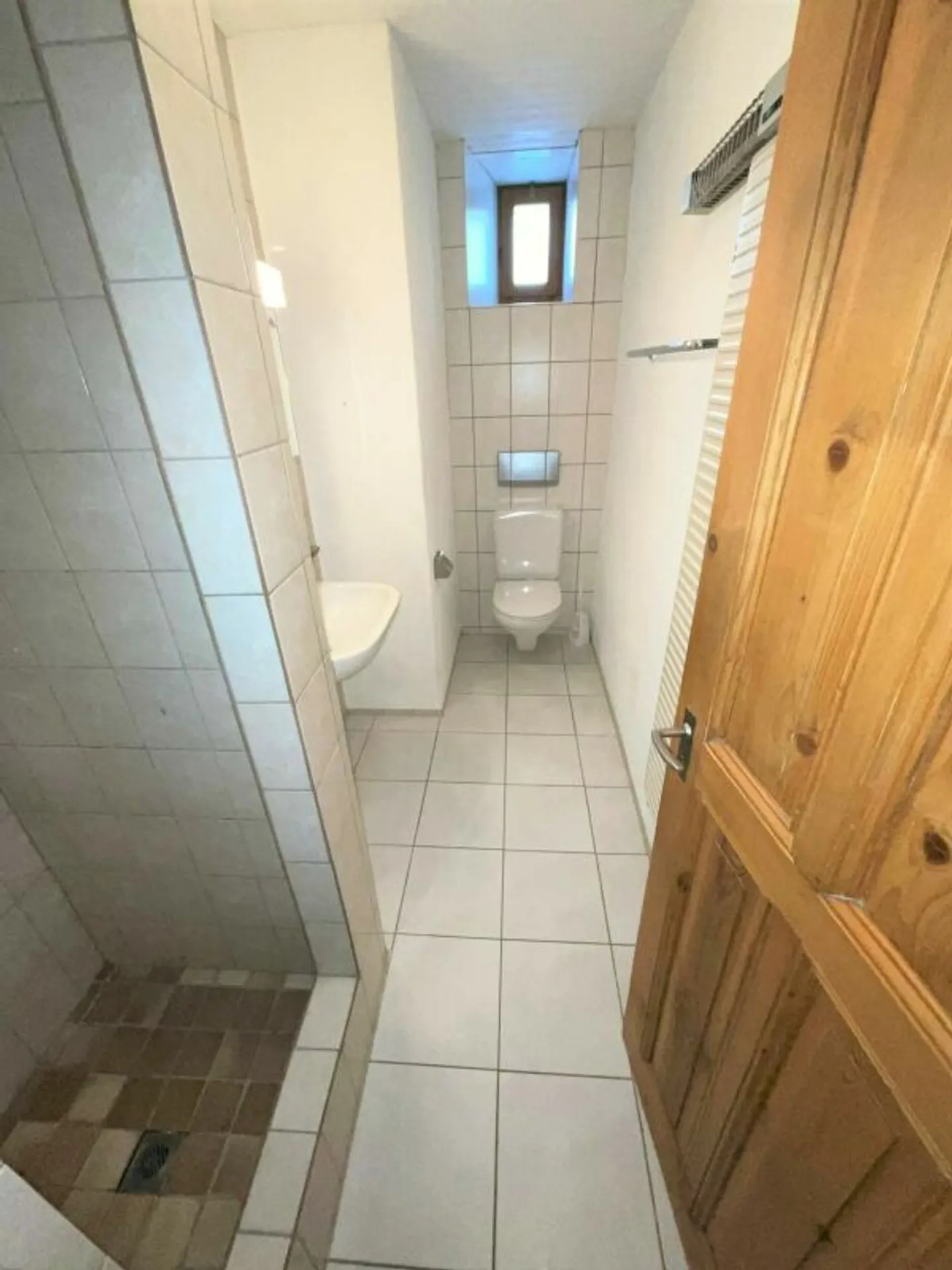 Appartement de 4 pièces au rez-de-chaussée - Photo 6 sur 6
