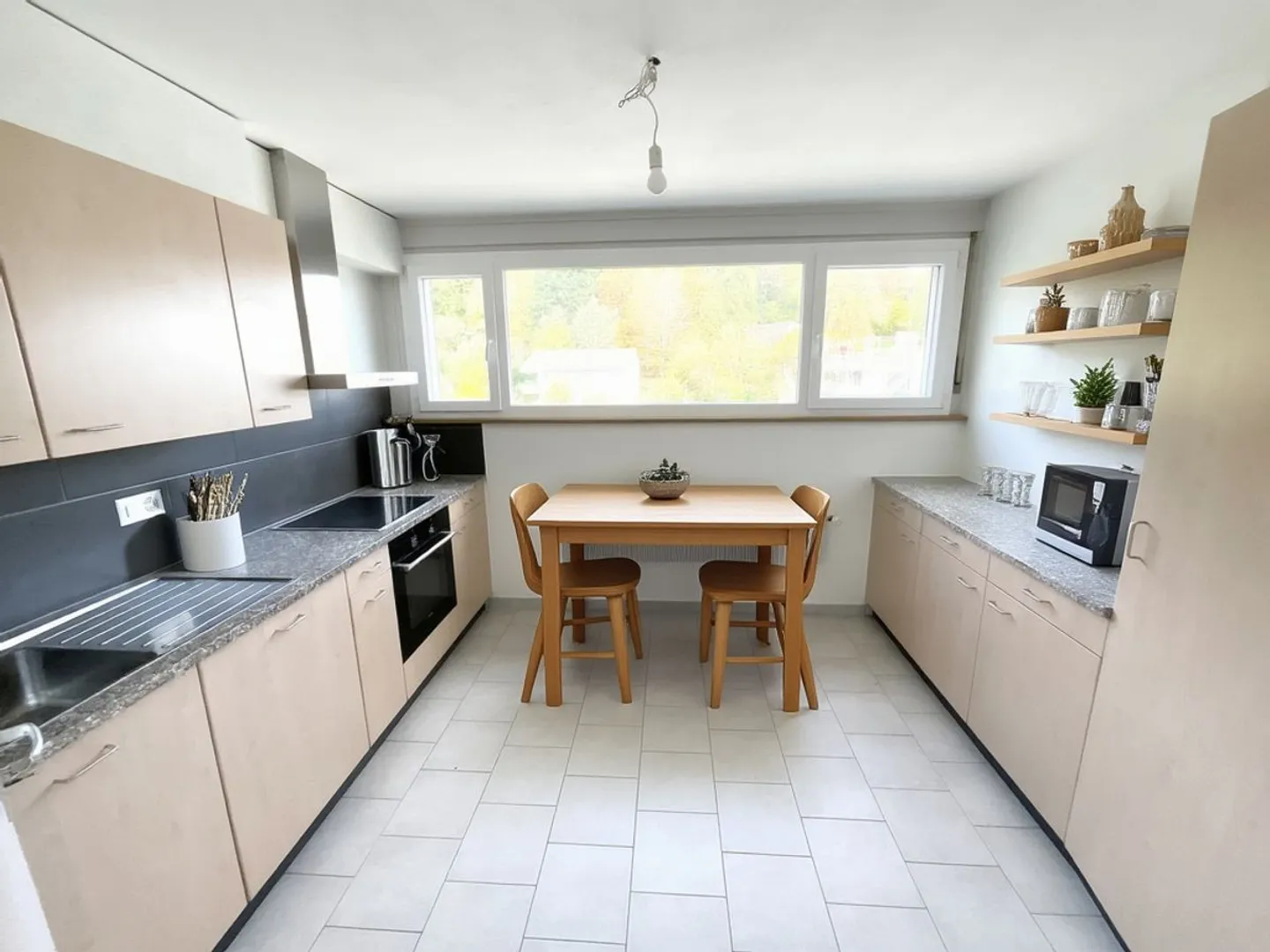 Beautiful 3.5-room apartment for rent - quiet and green environment - Photo 4 of 7