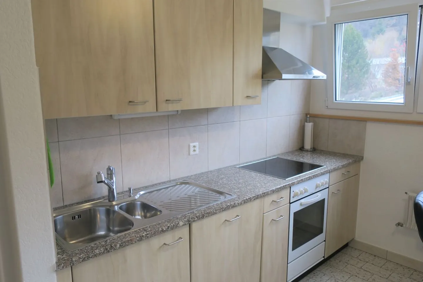 3.5-room apartment with balcony and elevator - Photo 6 of 9