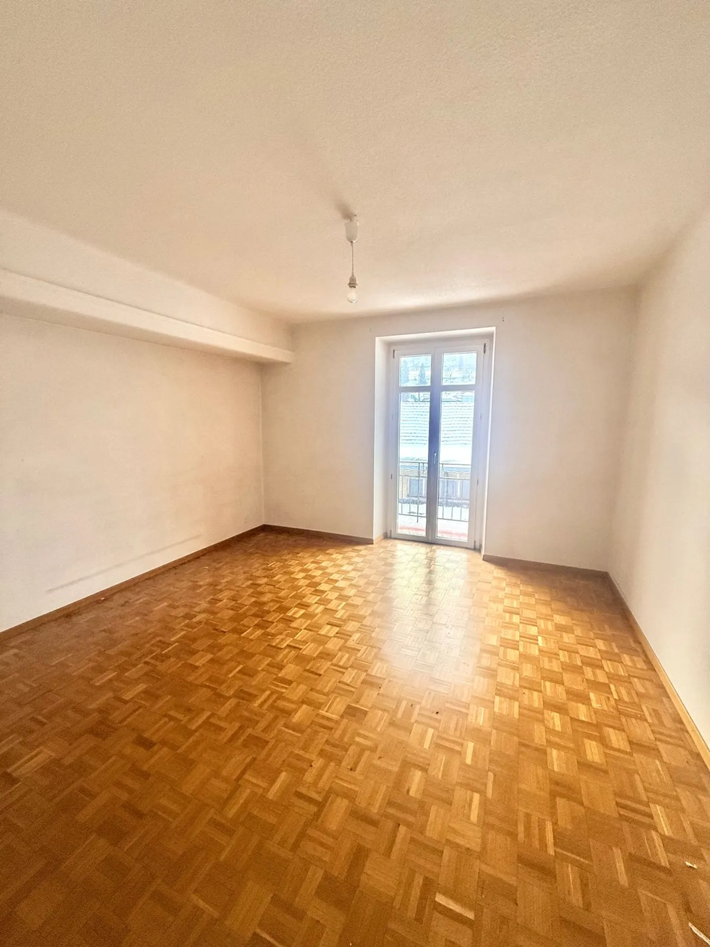 3.5-room apartment with balcony - Photo 7 of 11