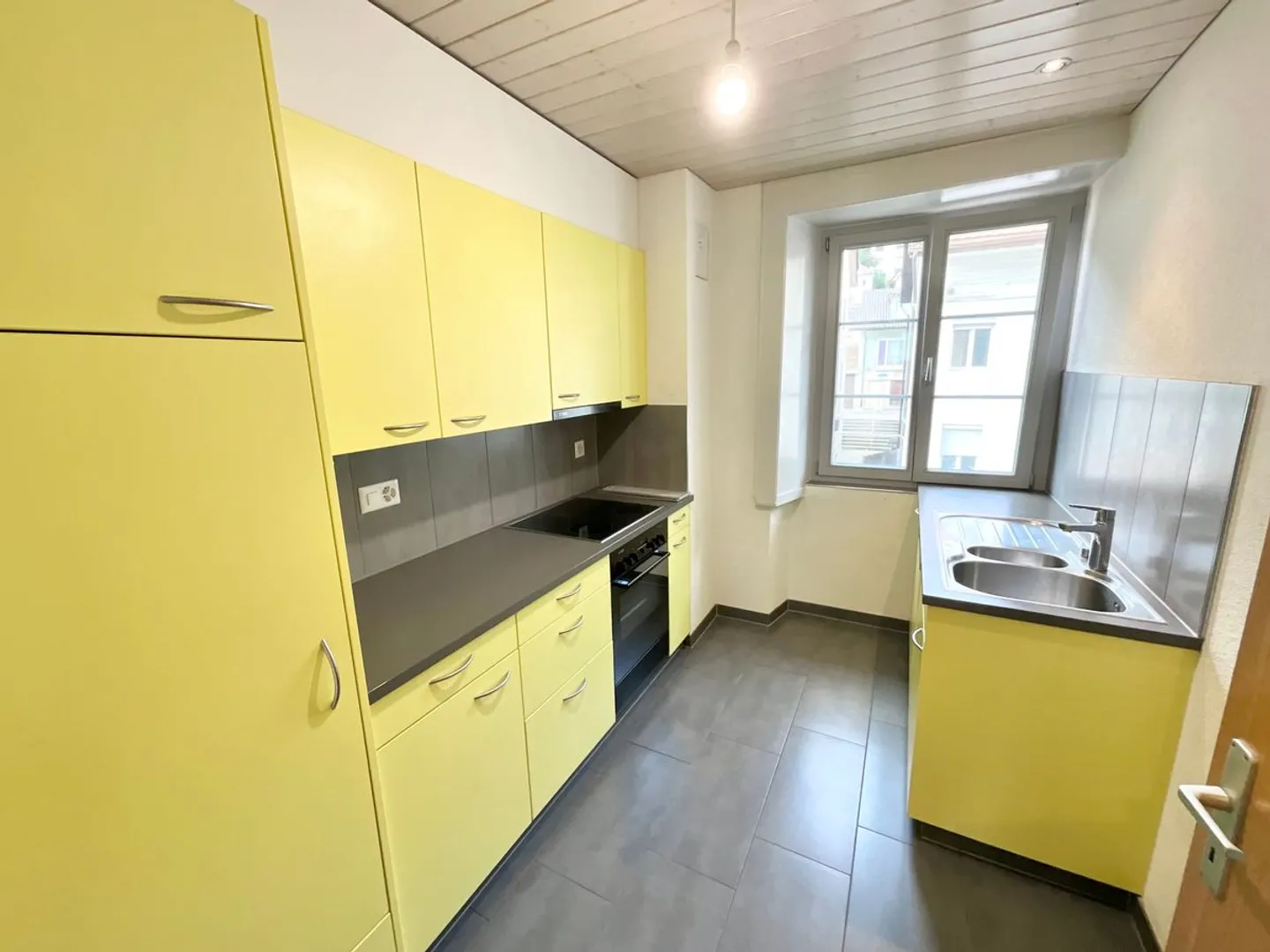 Appartement de 3.5 pièces avec grande terrasse plein Sud - Photo 3 sur 6