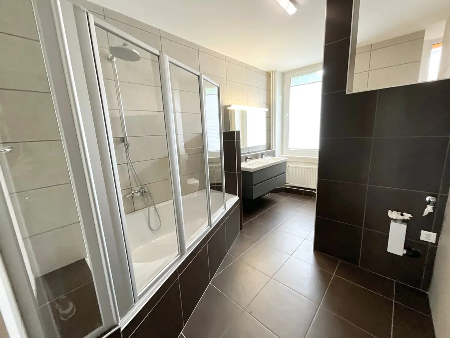 Spazioso loft di 5.5 stanze di 180 m2 pieno di fascino! - Foto 8 di 12