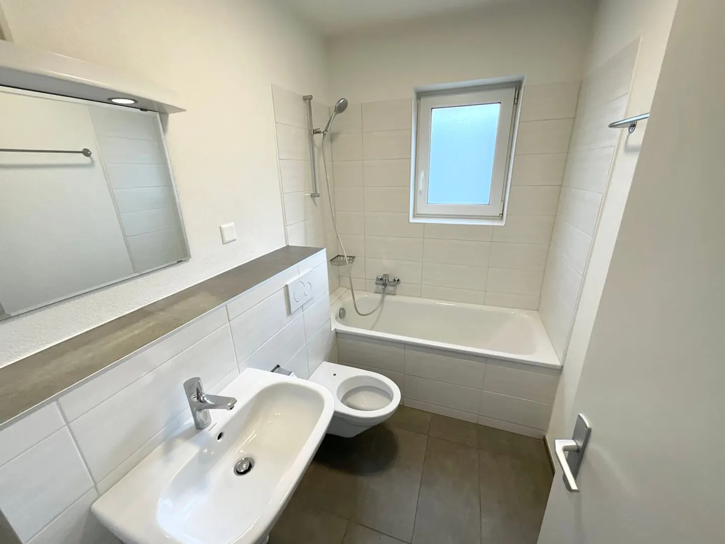 3,5-Zimmer-Wohnung mit Balkon - Foto 6 von 8