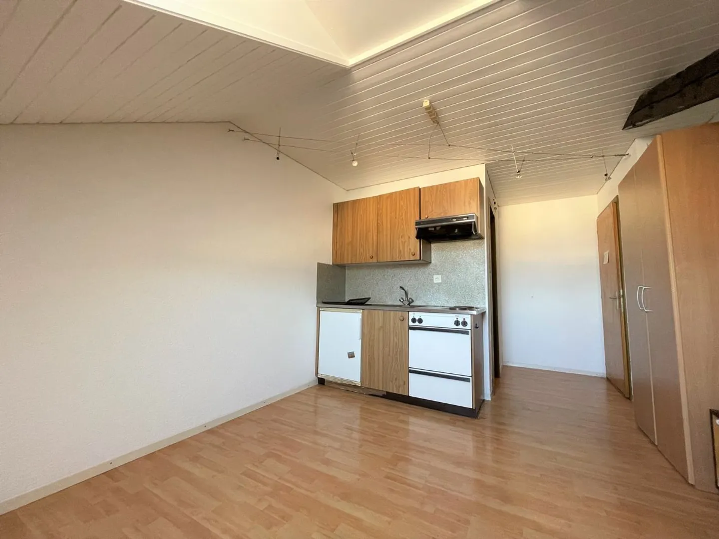 Studio au coeur de la vieille ville de Delémont - Foto 3 von 4