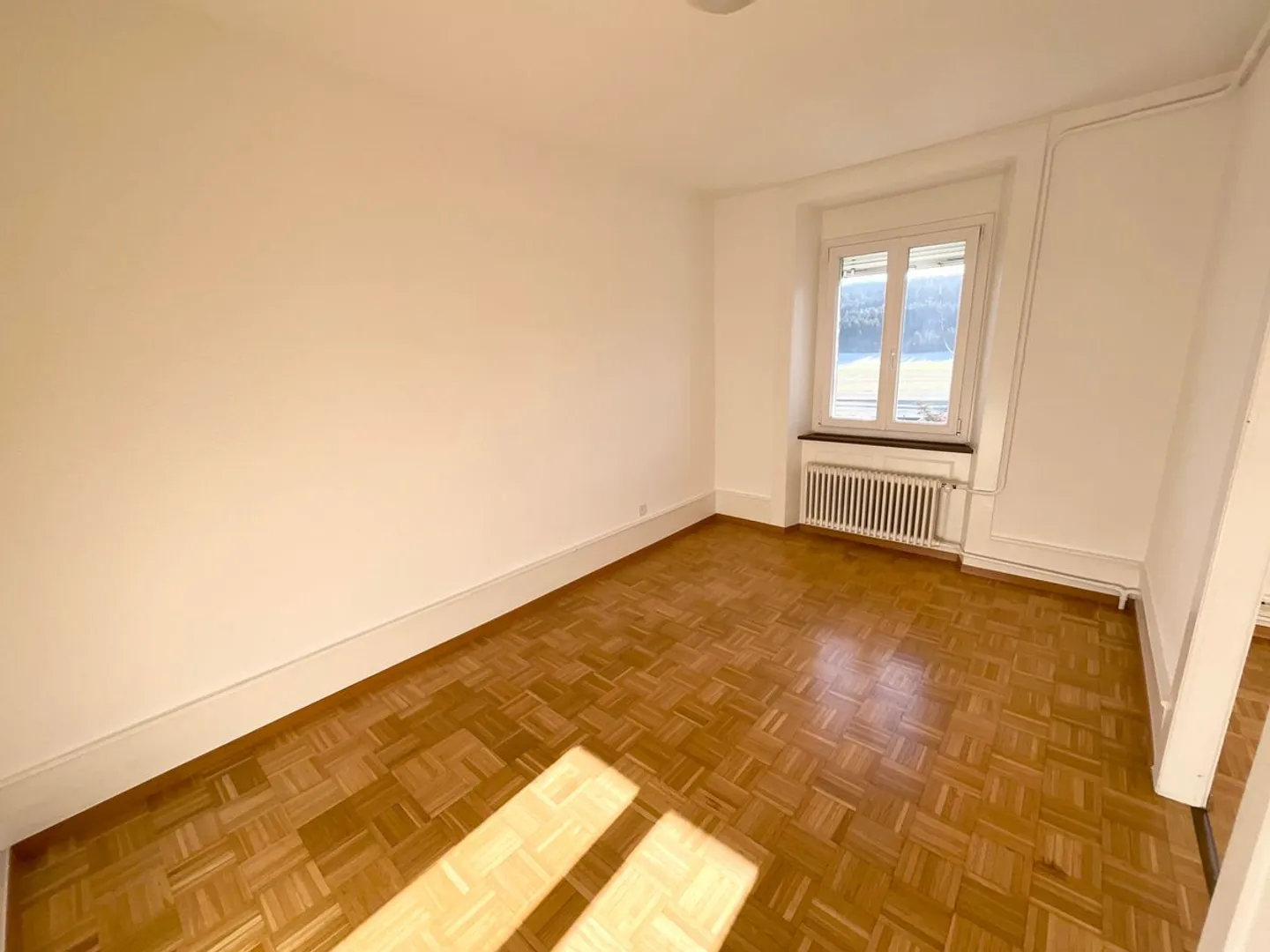 4.5-room apartment with small balcony - Photo 6 of 8