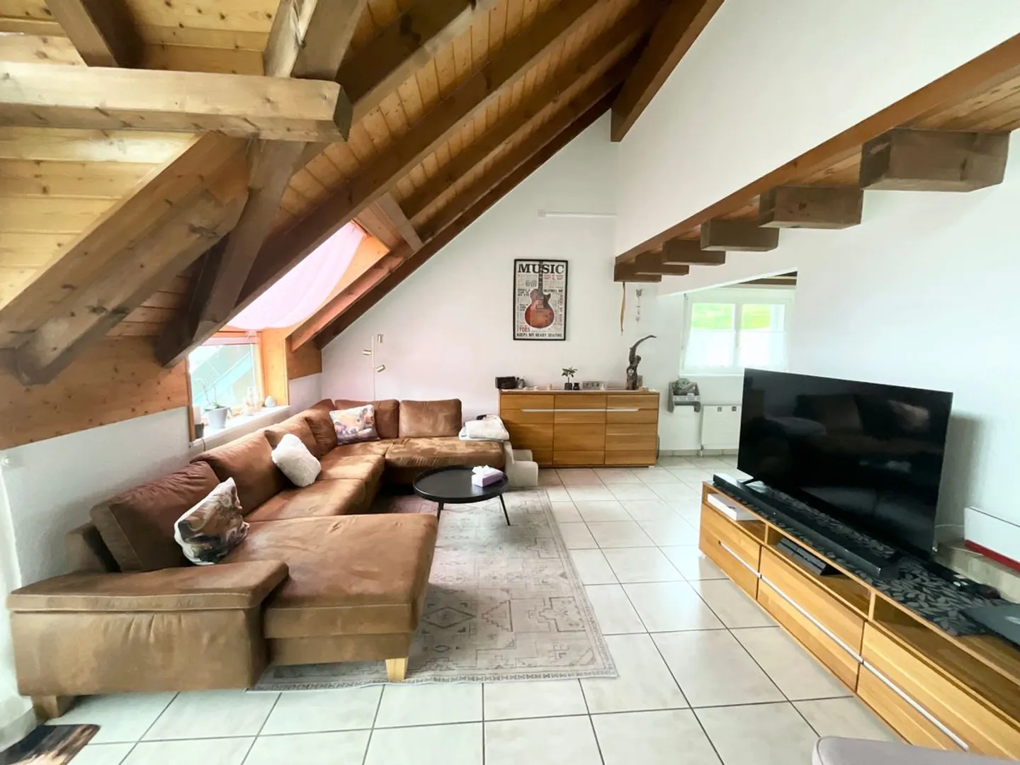 Appartamento duplex di 5.5 locali con balcone - Foto 2 di 11