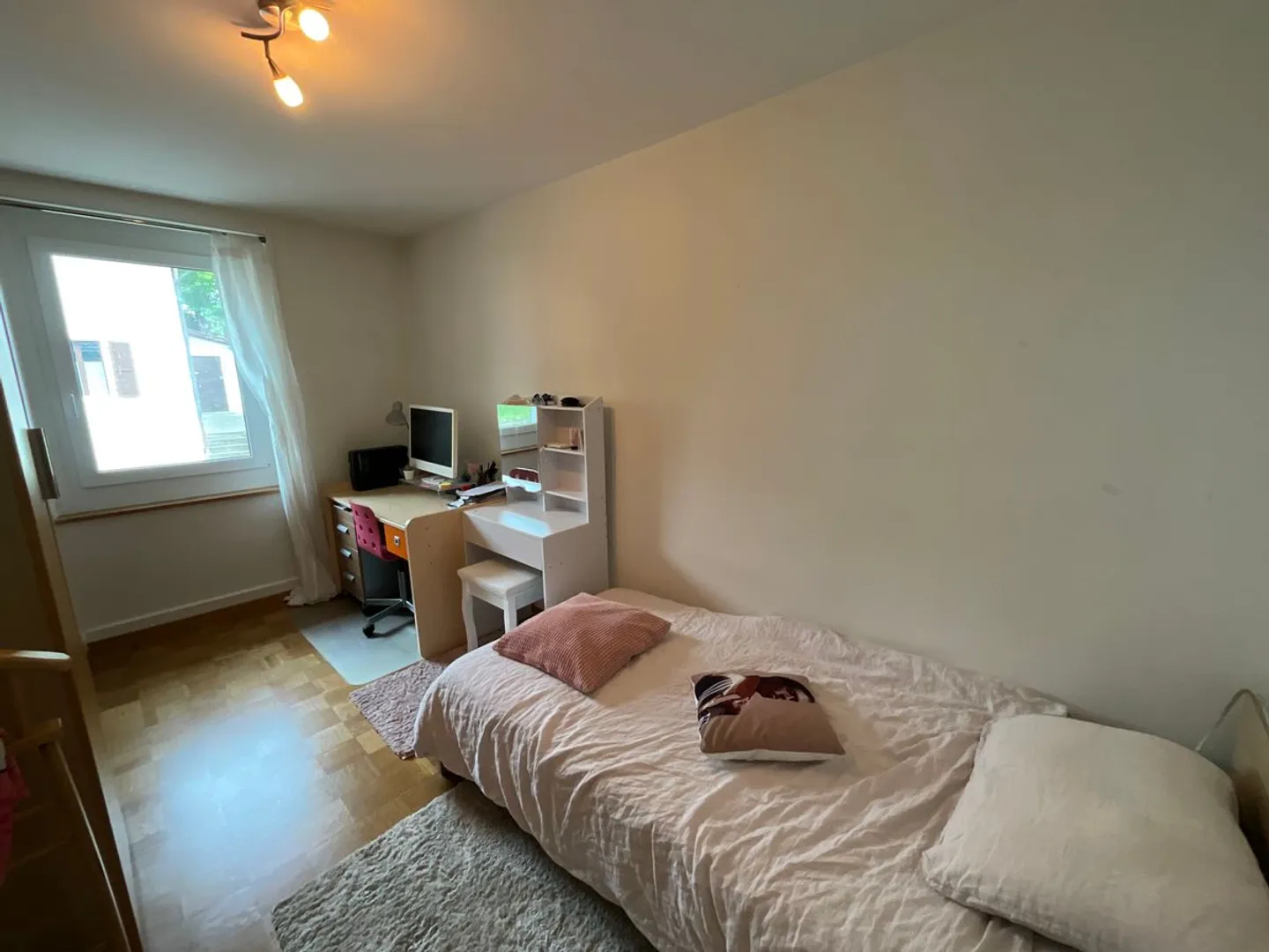 Appartement de 3.5 pièces au 2ème étage - Photo 3 sur 13