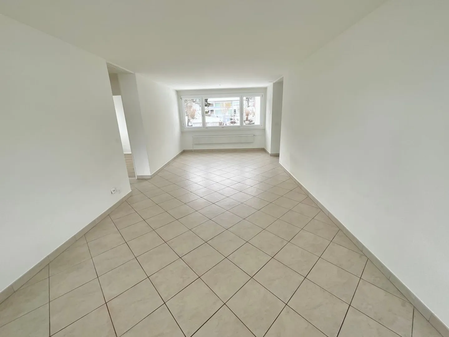 Appartamento di 3,5 locali con balcone e ascensore - Foto 4 di 7