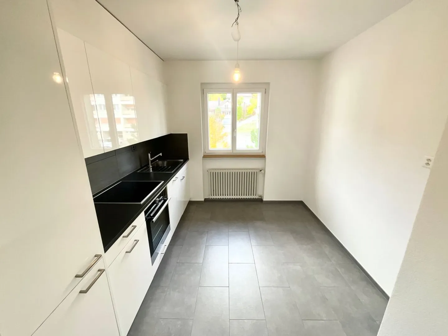 Appartement de 3 pièces avec balcon - Photo 1 sur 7