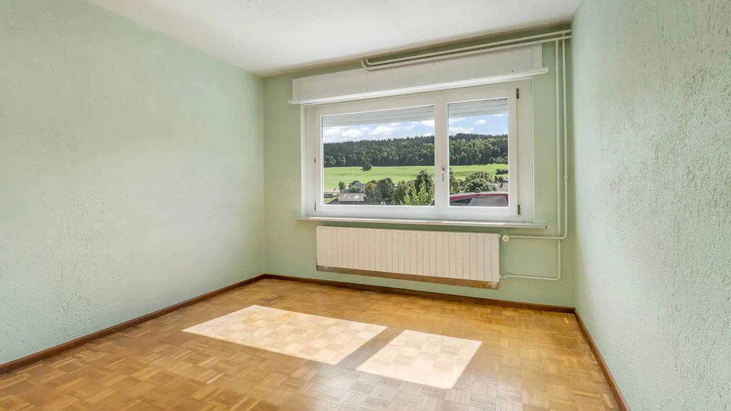 Einfamilienhaus mit 5,5 Zimmern! - Foto 5 von 13