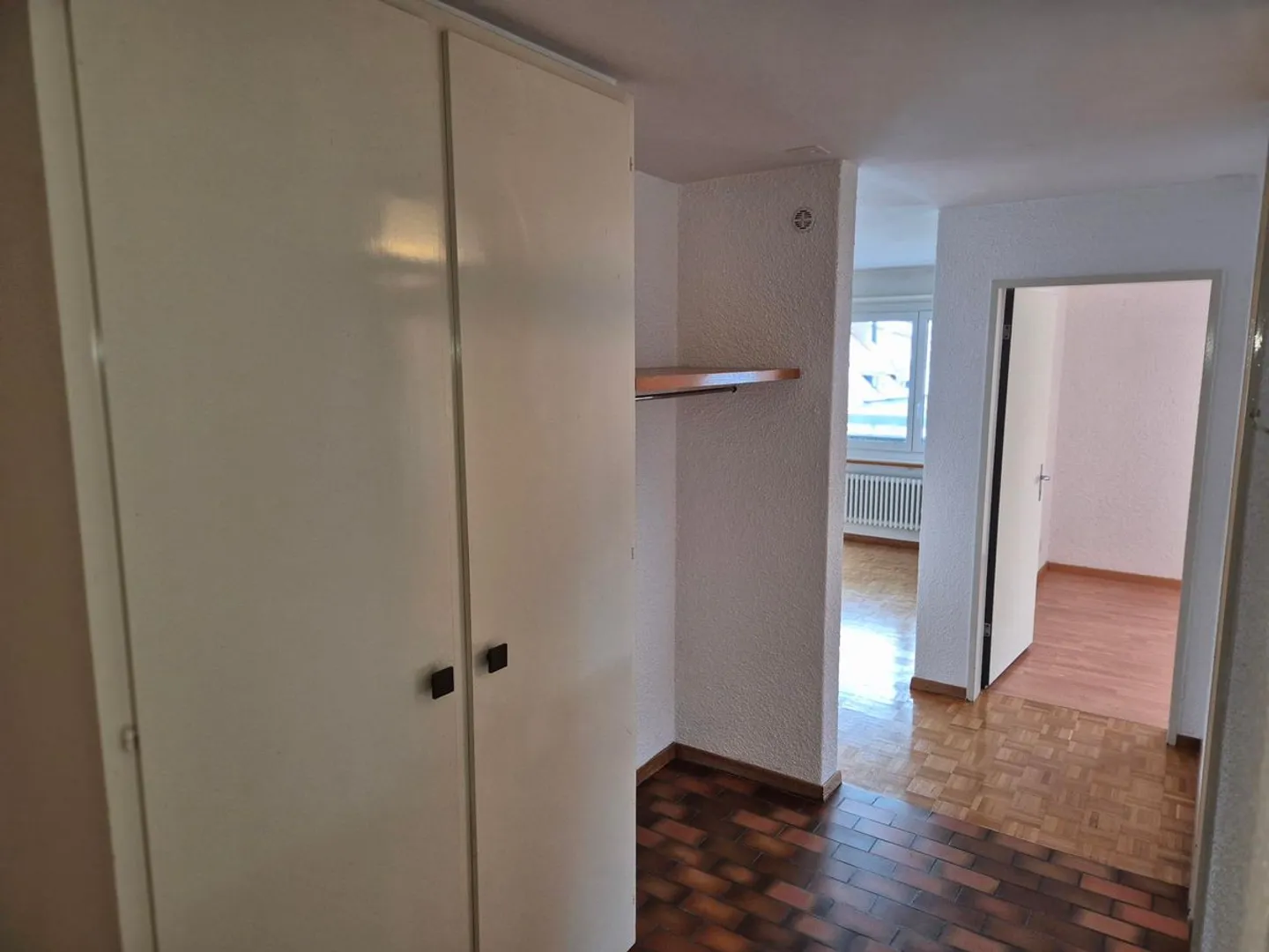 Apartment in PPE ideally located in the village center - Photo 10 of 12