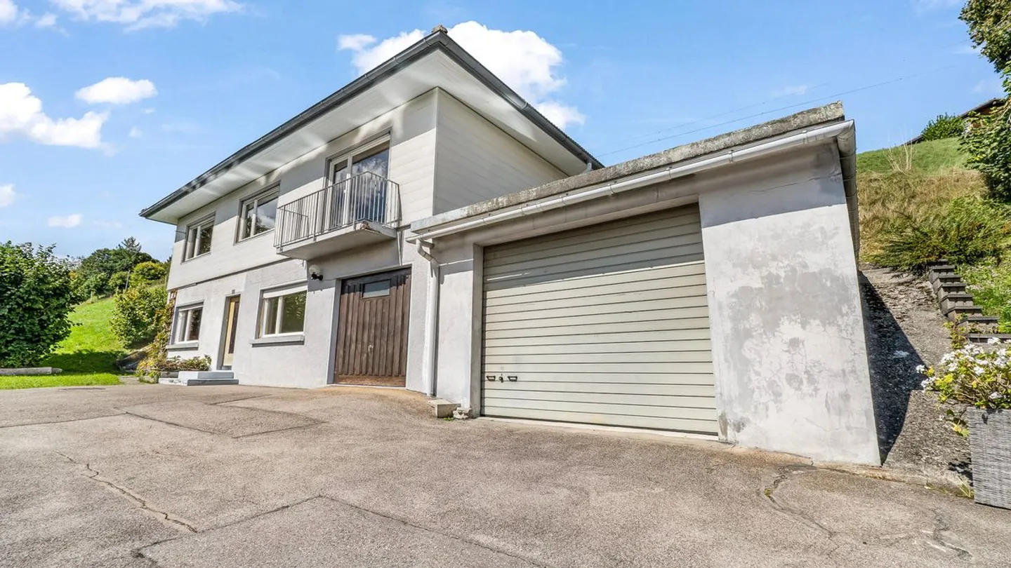 Einfamilienhaus mit 5,5 Zimmern! - Foto 12 von 13