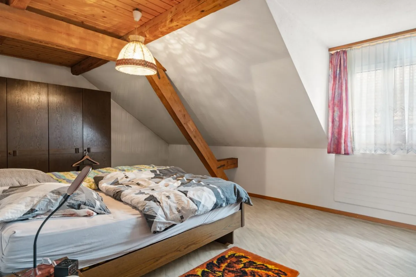 Pitched Semi-Detached House with Professional Spaces and Large Terrace - Photo 6 of 13