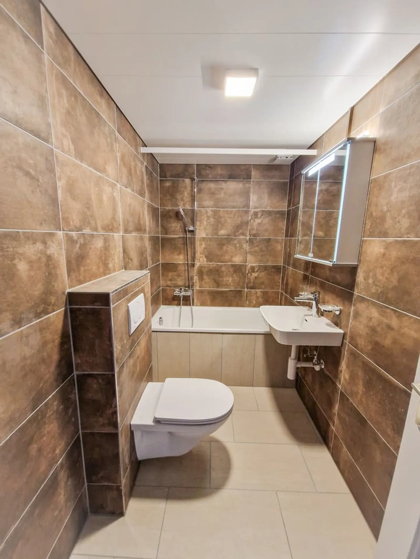 4.5-room apartment in the heart of the village - Photo 7 of 7