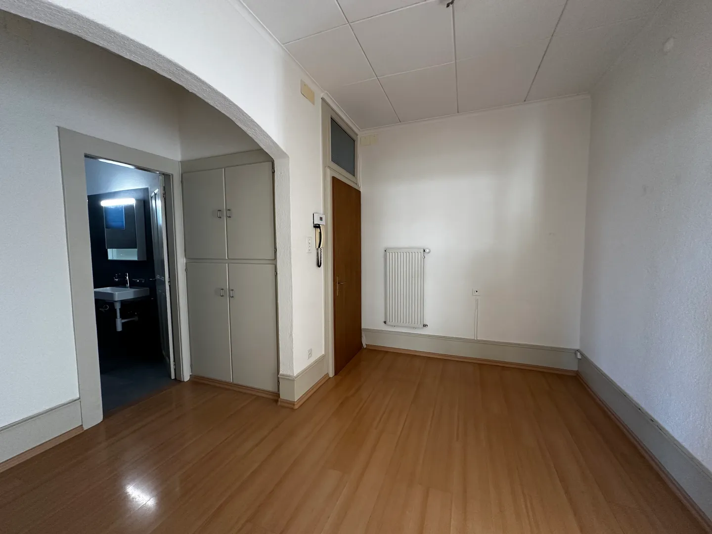 Incantevole appartamento di 4,5 locali con balcone 1° piano - Foto 11 di 13