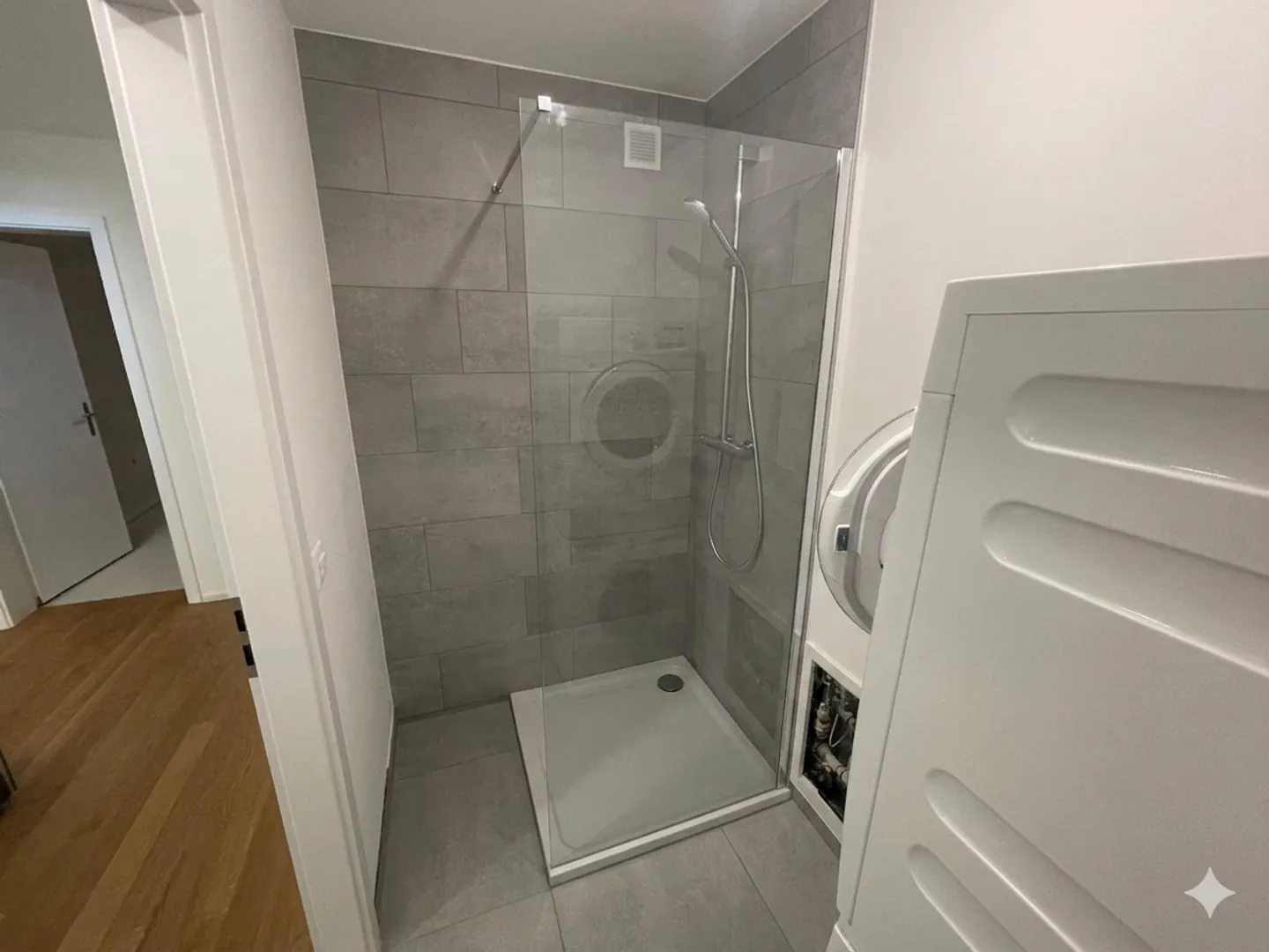 Magnificent bright triplex of 4.5 rooms with terrace in Porrentruy - Photo 11 of 13