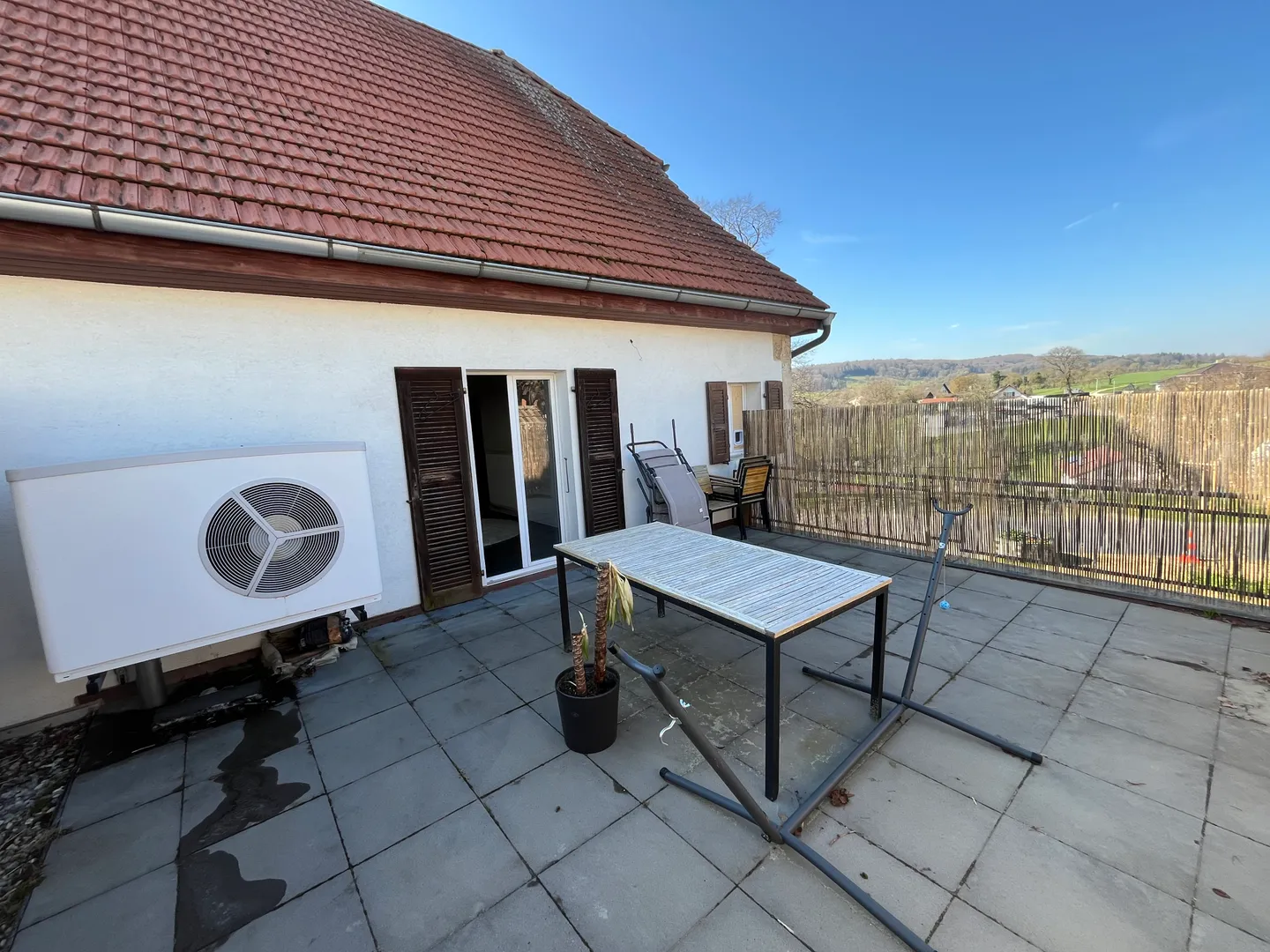 Charming terraced house with 4 rooms, terrace, vaulted cellar and garage in Grandfontaine - Photo 4 of 6