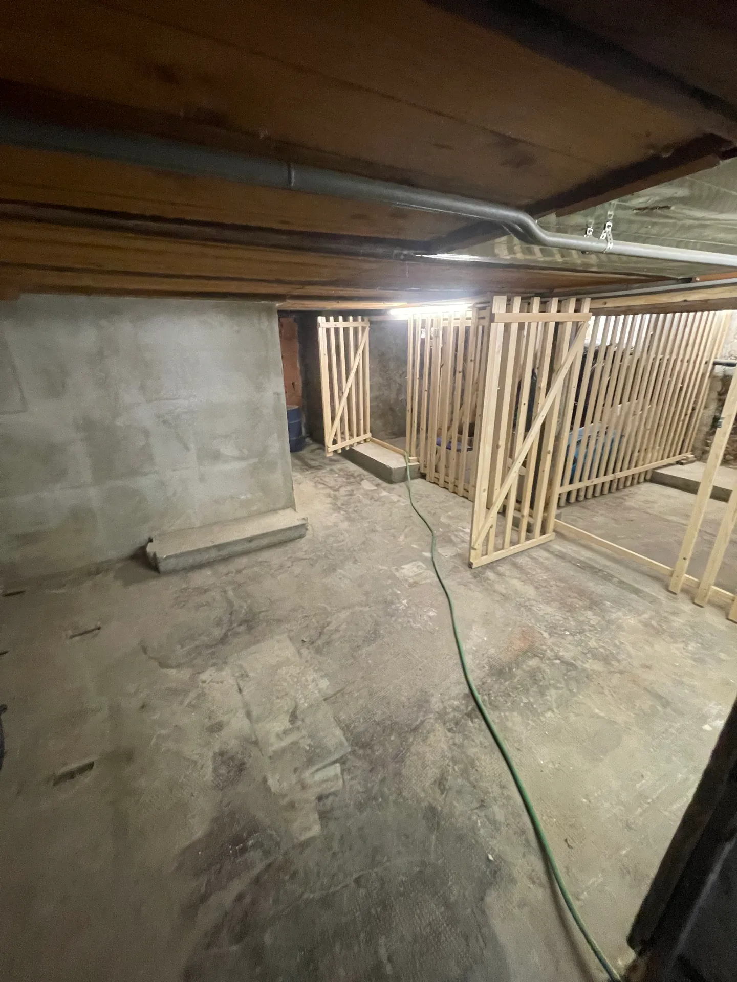 Charming 2.5 room bright apartment with parking space in a peaceful setting in Alle - Photo 12 of 13