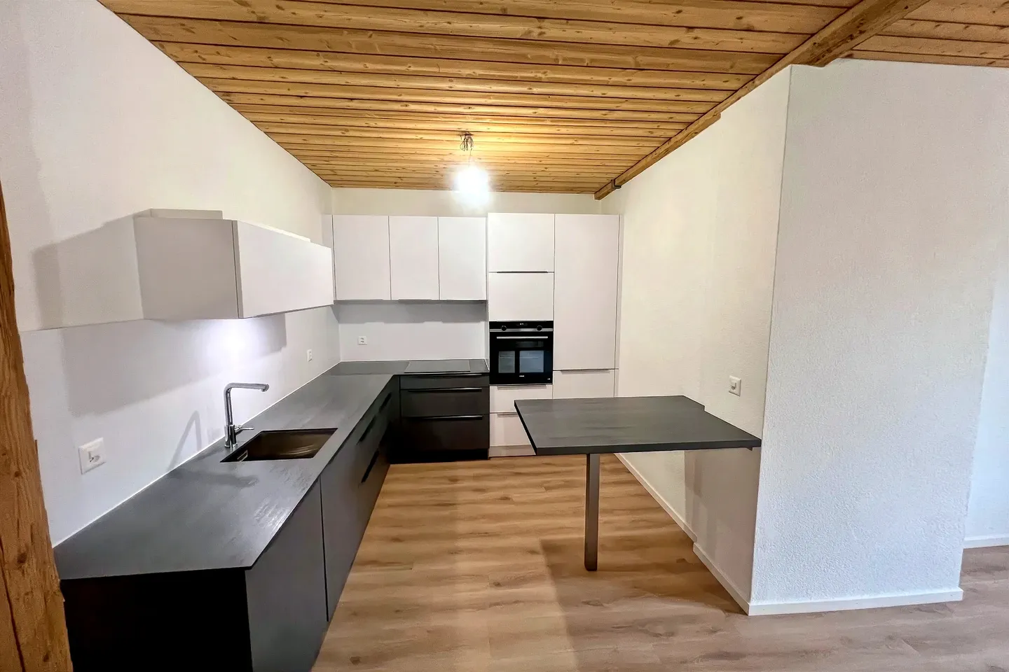 Leben Sie im Herzen von Moutier in einer wunderschönen Wohnung - Foto 1 von 9