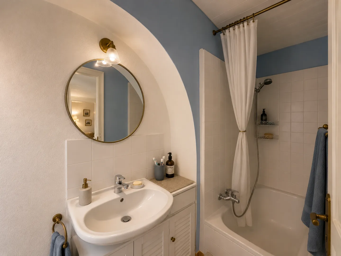 Appartamento affascinante di 3,5 stanze di 85 m² con stufa a legna — Prezzo attraente - Foto 12 di 13
