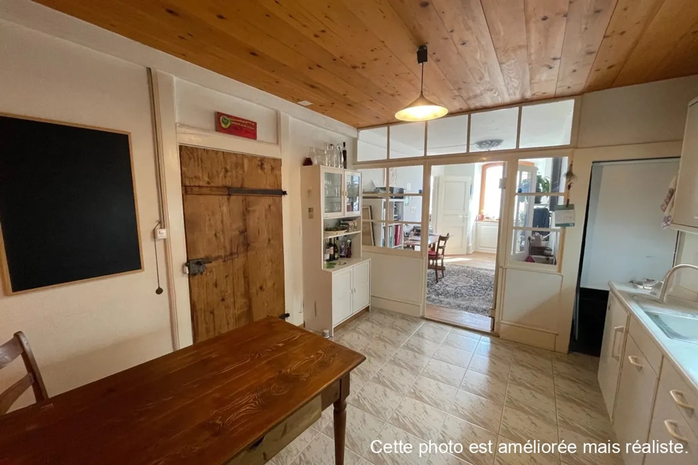 Charming 3.5-room apartment of 85 m² with wood-burning stove — Attractive price - Photo 2 of 13