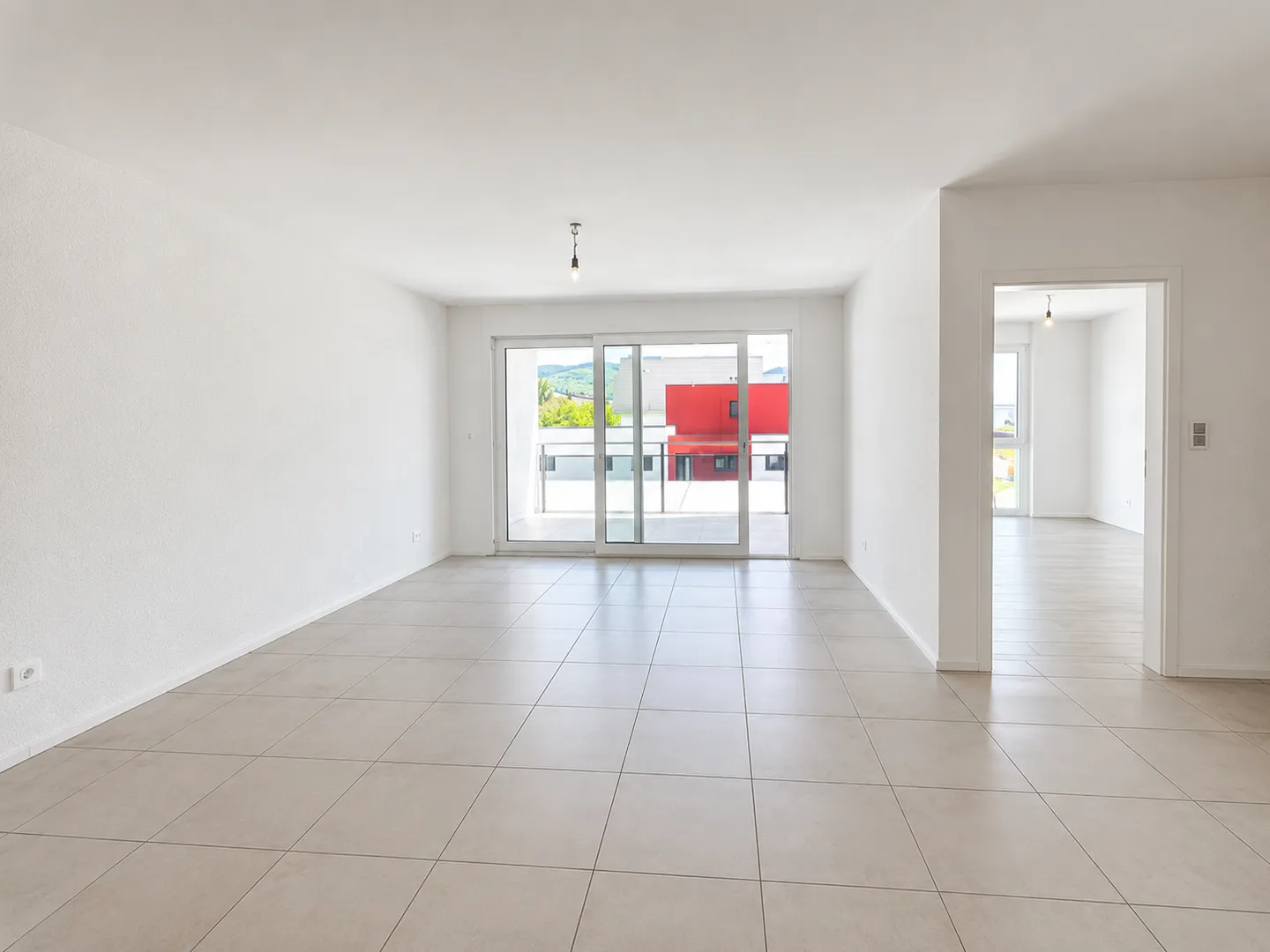 Modernes und helles Apartment mit Balkon in Alle - Foto 6 von 13