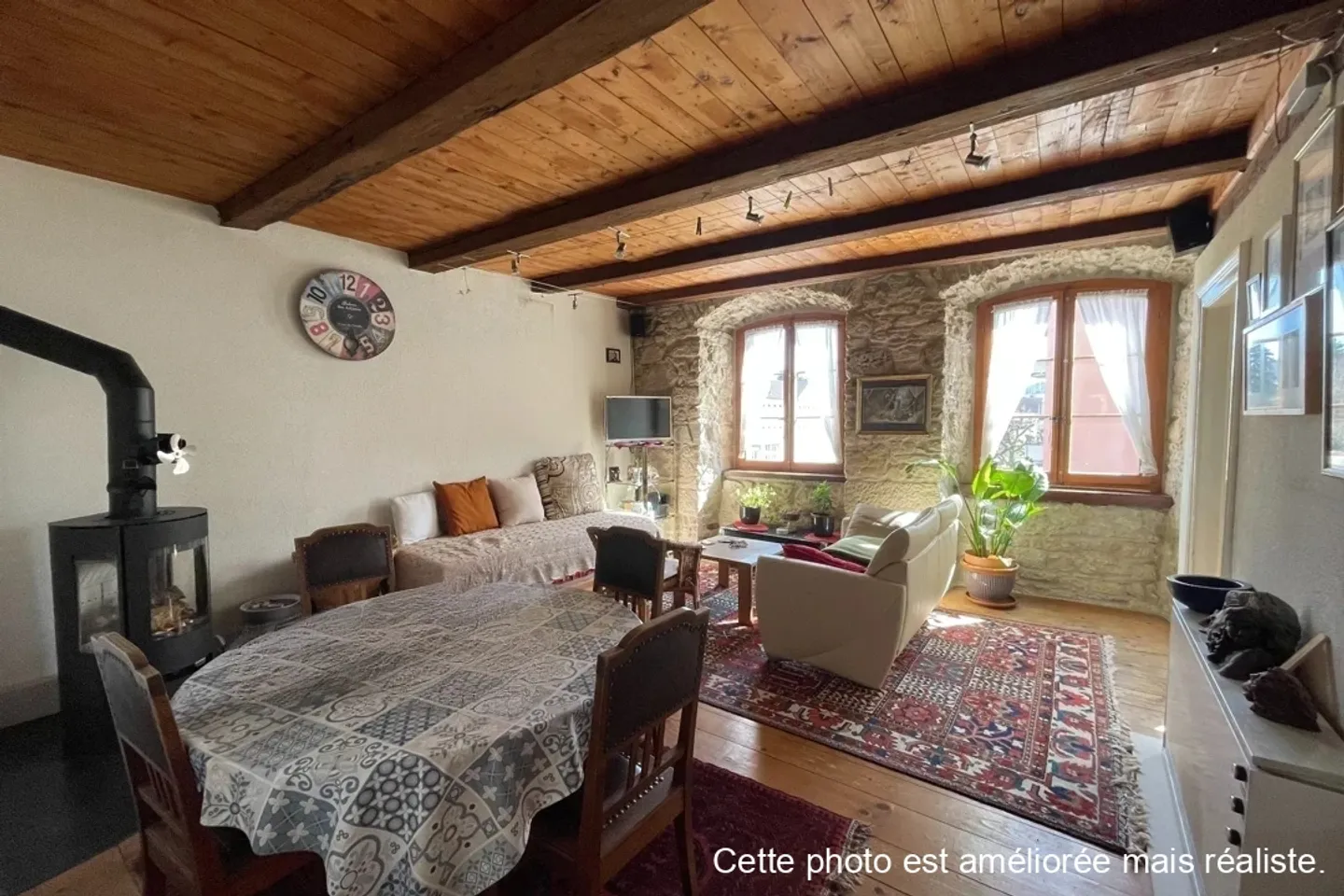 Charming 3.5-room apartment of 85 m² with wood-burning stove — Attractive price - Photo 3 of 13