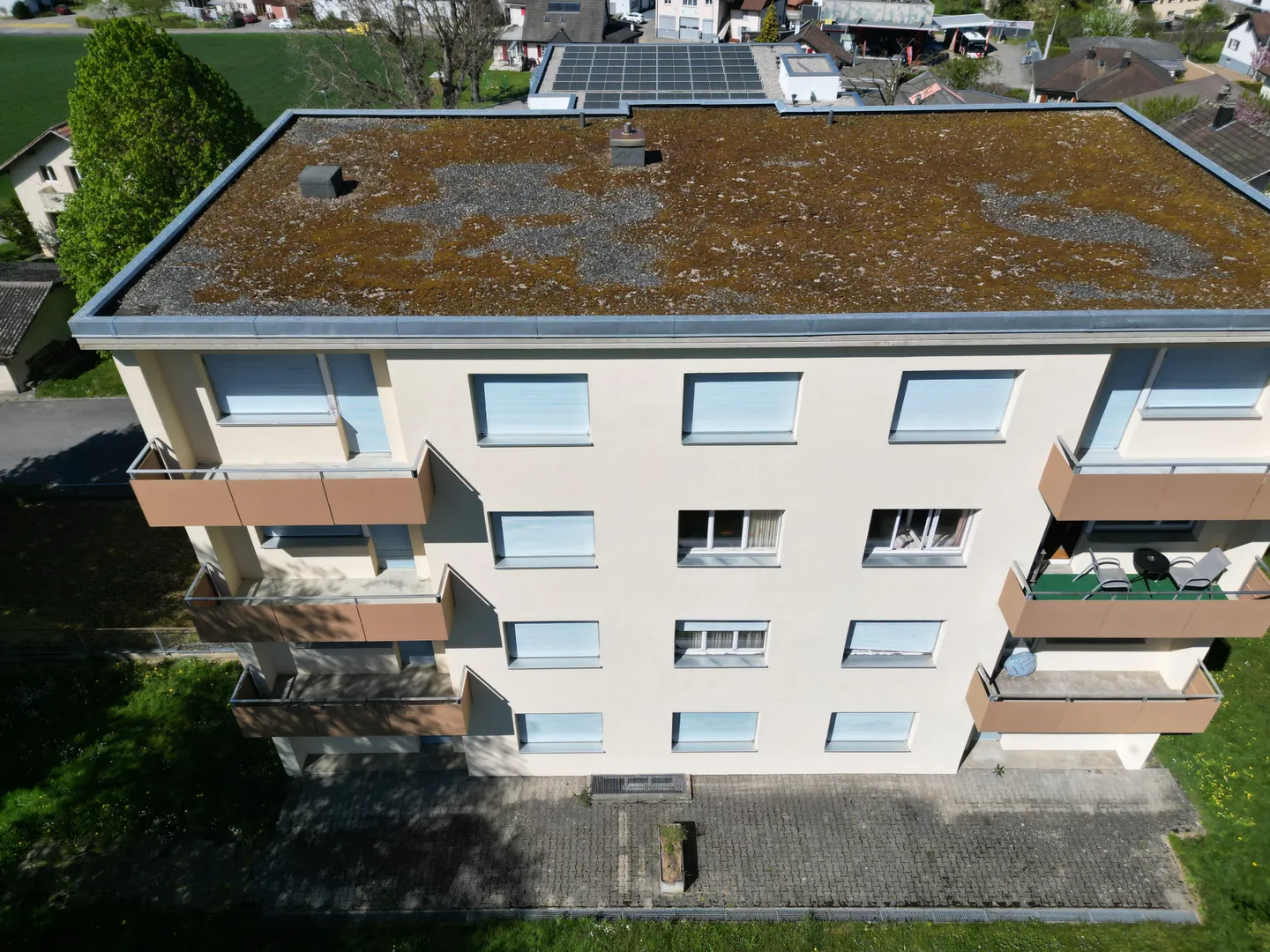 Yield building in Courfaivre   Price on request - Photo 4 of 7