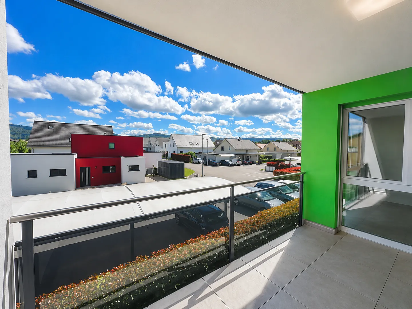 Modernes und helles Apartment mit Balkon in Alle - Foto 5 von 13